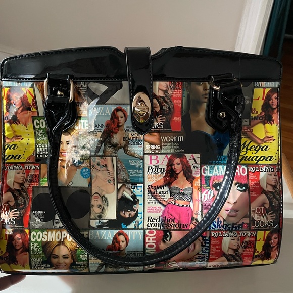 Large Magazine design tote - Picture 2 of 7
